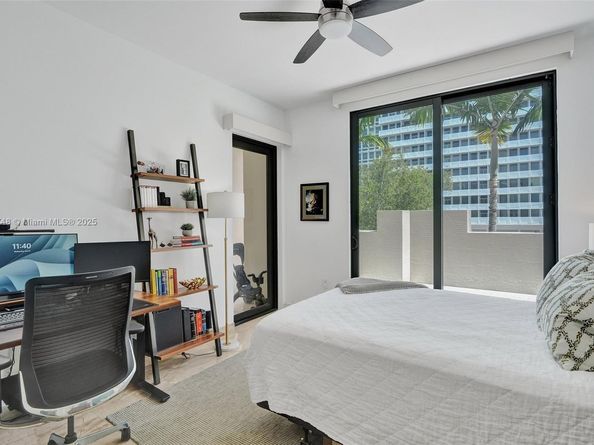 718 Valencia Ave 204, Coral Gables FL 33134
