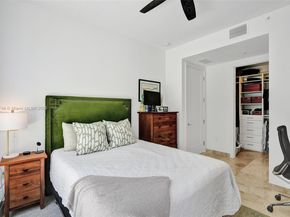 718 Valencia Ave 204, Coral Gables FL 33134