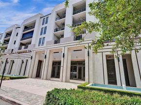 718 Valencia Ave 204, Coral Gables FL 33134
