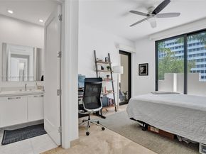 718 Valencia Ave 204, Coral Gables FL 33134