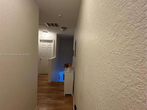 141 NW 2nd Ave 2, Hallandale Beach FL 33009