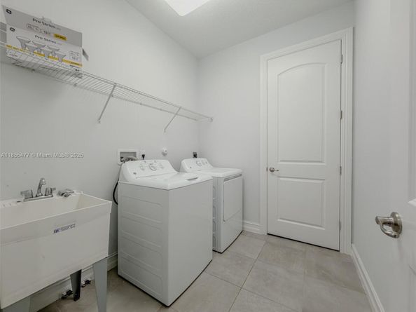 11997 Park Central, Royal Palm Beach FL 33411