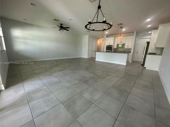 11997 Park Central, Royal Palm Beach FL 33411
