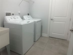 11997 Park Central, Royal Palm Beach FL 33411
