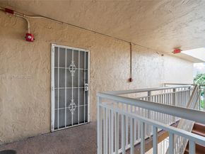 17051 NE 35th Ave 301, North Miami Beach FL 33160