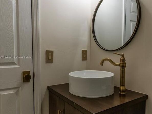 13276 SW 128th Psge, Miami FL 33186