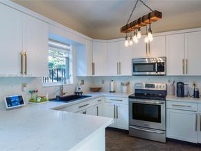 13276 SW 128th Psge, Miami FL 33186