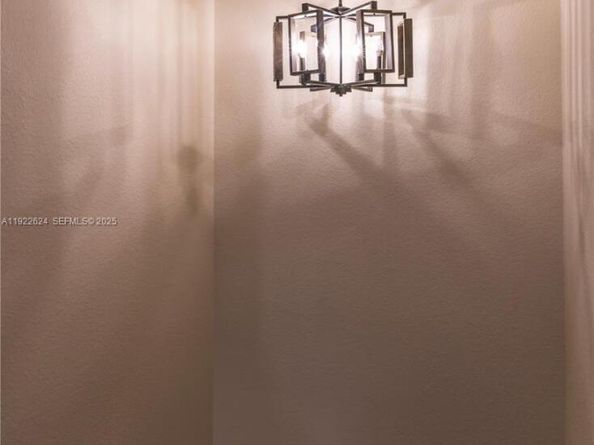 13276 SW 128th Psge, Miami FL 33186