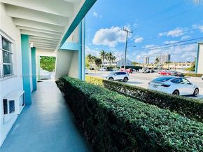 3922 NE 166th St S102, North Miami Beach FL 33160