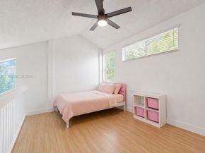15723 Woodgate Pl E, Sunrise FL 33326