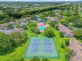 15723 Woodgate Pl E, Sunrise FL 33326