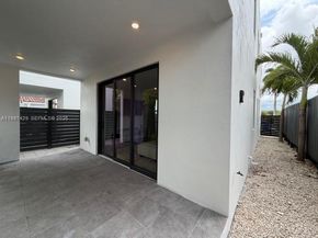 3645 SW 3 st, Miami FL 33135