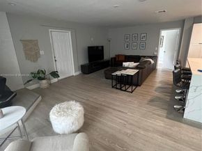 1573 NE 30th Ct, Pompano Beach FL 33064