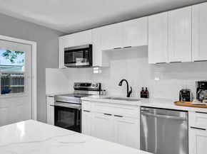 1573 NE 30th Ct, Pompano Beach FL 33064