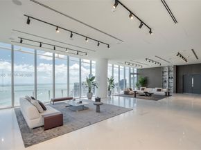 300 Biscayne Boulevard Way 3503C, Miami FL 33131