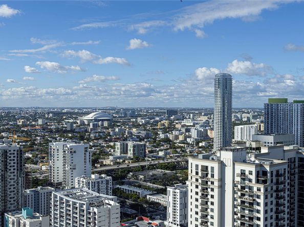 1100 S Miami Ave 4203, Miami FL 33130