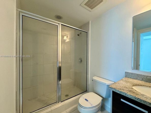 185 SW 7th St 2411, Miami FL 33130