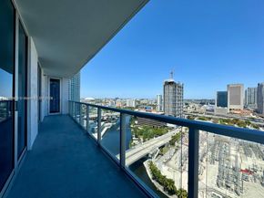 185 SW 7th St 2411, Miami FL 33130