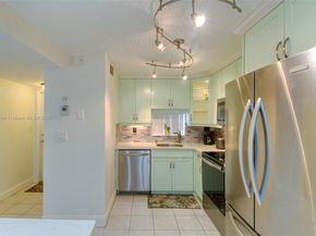 400 S Hollybrook Dr 109, Pembroke Pines FL 33025