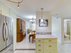 400 S Hollybrook Dr 109, Pembroke Pines FL 33025
