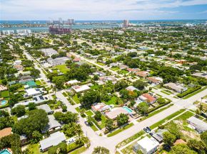 436 Evergreen Dr, Lake Park FL 33403