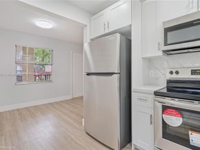 200 SW 132nd Way 210L, Pembroke Pines FL 33027