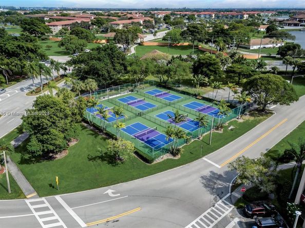 200 SW 132nd Way 210L, Pembroke Pines FL 33027