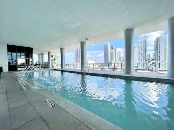 1600 NE 1st Ave 1917, Miami FL 33132