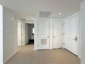 1600 NE 1st Ave 1917, Miami FL 33132