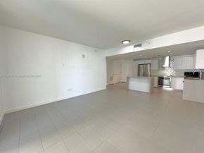 1600 NE 1st Ave 1917, Miami FL 33132