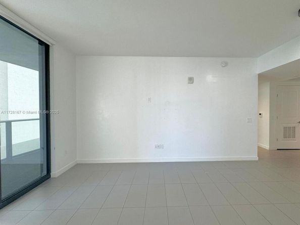 1600 NE 1st Ave 1917, Miami FL 33132