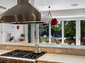 6320 Allison Rd, Miami Beach FL 33141