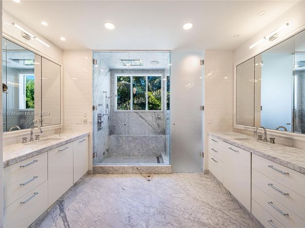 6320 Allison Rd, Miami Beach FL 33141