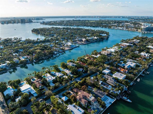 6320 Allison Rd, Miami Beach FL 33141