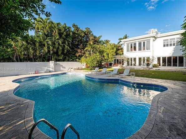 6320 Allison Rd, Miami Beach FL 33141