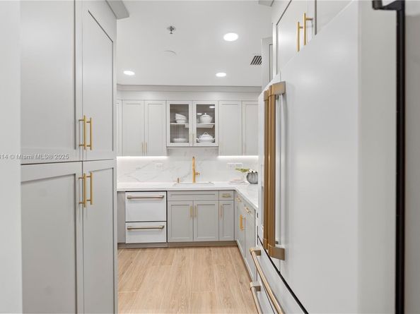 626 Coral Way 503, Coral Gables FL 33134