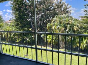 1000 Hillcrest Ct 308, Hollywood FL 33021