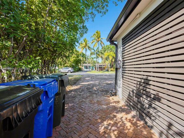 1114 SW 19th St, Fort Lauderdale FL 33315