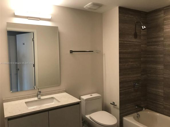1010 Brickell Ave 2110, Miami FL 33131