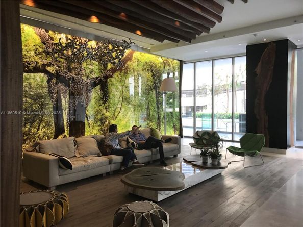 1010 Brickell Ave 2110, Miami FL 33131