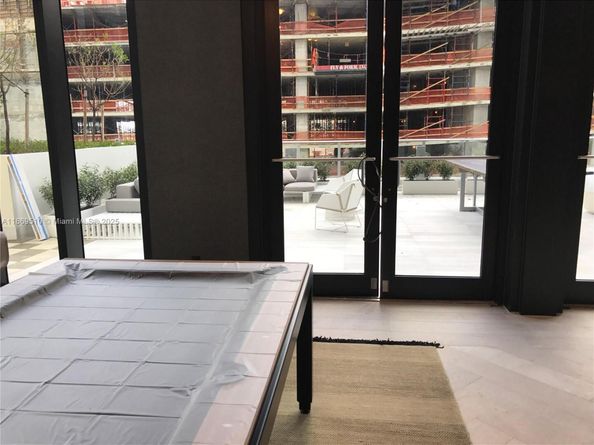 1010 Brickell Ave 2110, Miami FL 33131