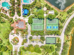 884 NW 170th Ter, Pembroke Pines FL 33028