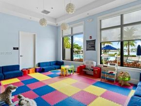 12535 N Parkland Bay Trl, Parkland FL 33076