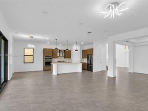 12535 N Parkland Bay Trl, Parkland FL 33076