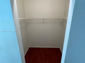 870 NE 212th Ter 3, Miami FL 33179