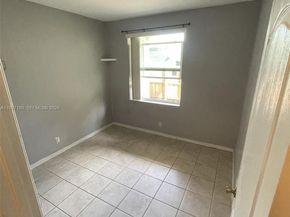 870 NE 212th Ter 3, Miami FL 33179