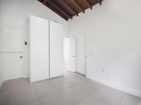 880 NE 72nd Ter, Miami FL 33138
