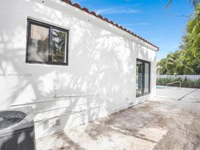 880 NE 72nd Ter, Miami FL 33138