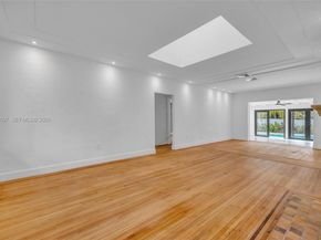 880 NE 72nd Ter, Miami FL 33138