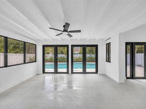880 NE 72nd Ter, Miami FL 33138